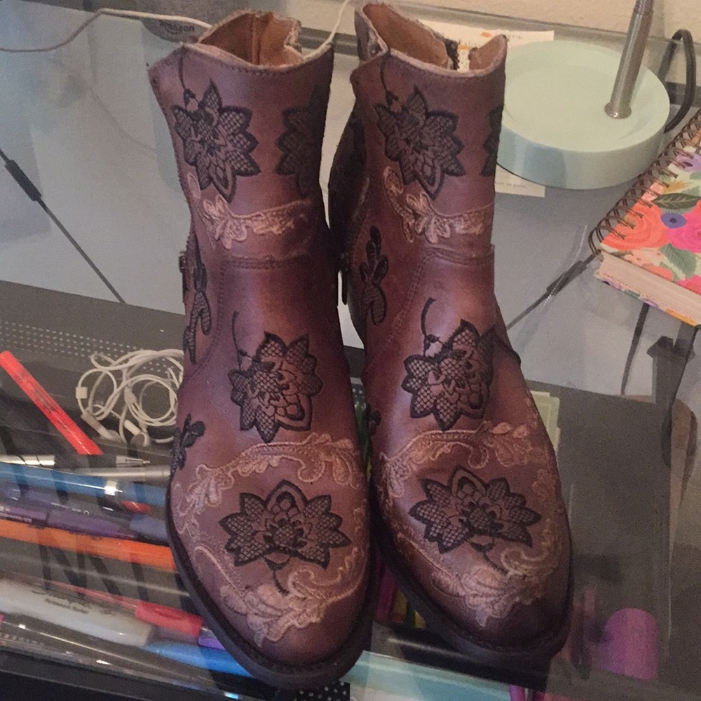 Stitched Corral Booties